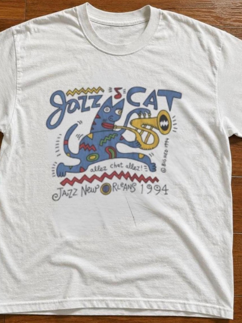 Gildan White Cat Graphic Tee